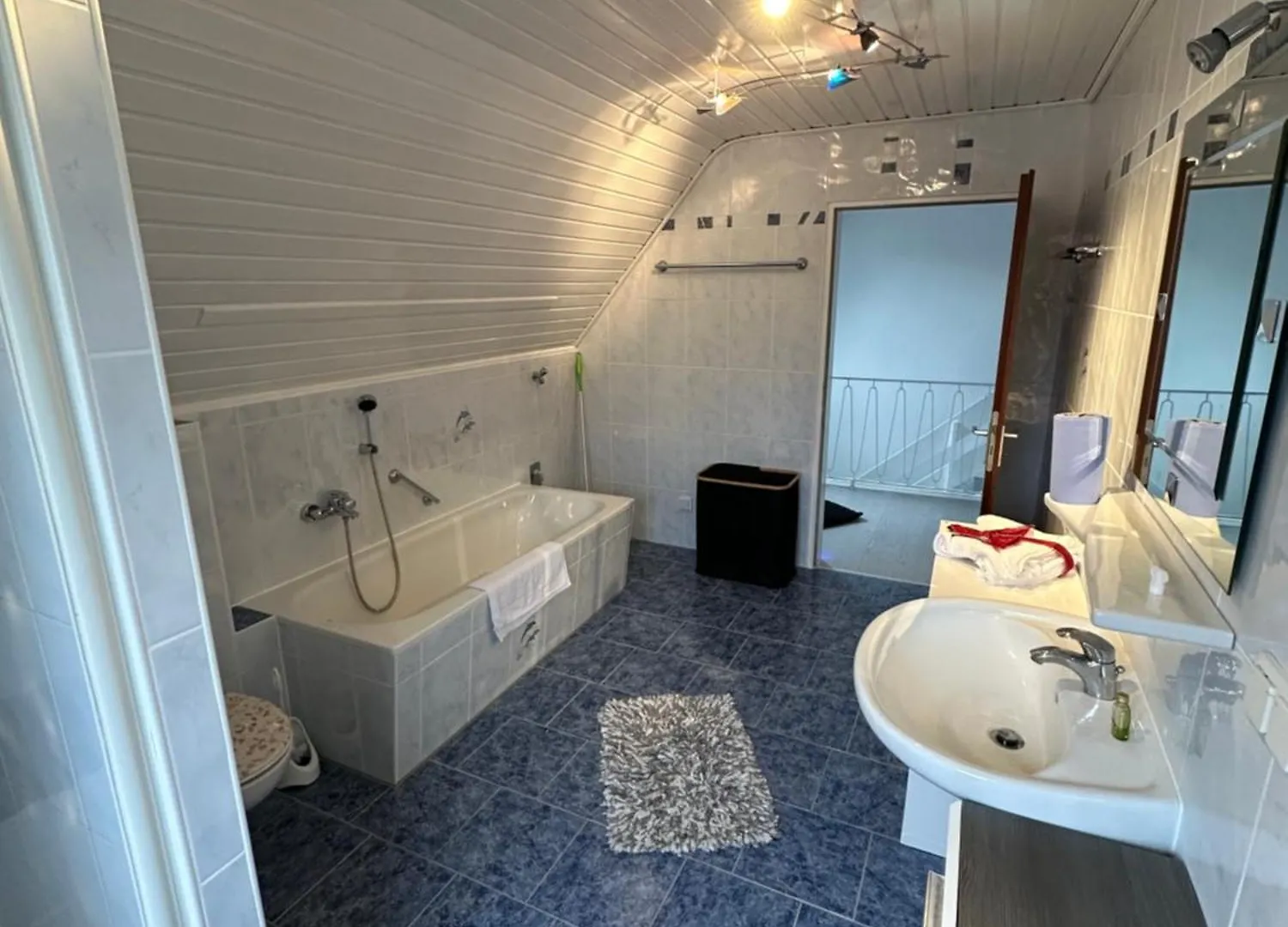 דירה הנובר Ferienwohnung Messezimmer Gaestezimmer